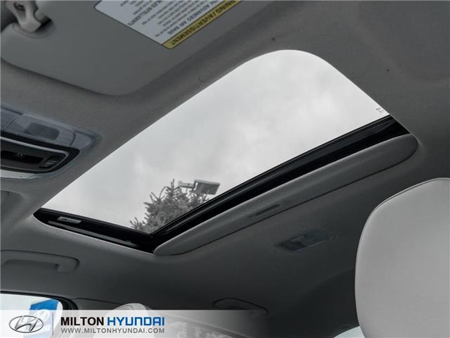 2023 Hyundai Elantra Luxury w/Two-Tone Interior (Stk: 451954) in Milton - Image 21 of 25