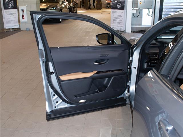 2025 Lexus UX 300h Base (Stk: 6920) in Kingston - Image 10 of 15