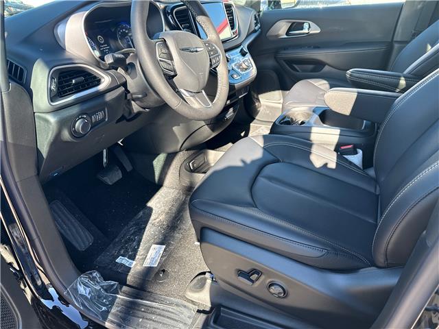 2026 Chrysler Grand Caravan SXT (Stk: 26-024) in Hanover - Image 10 of 23