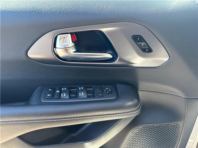 2026 Chrysler Pacifica Select (Stk: 26-022) in Hanover - Image 11 of 24