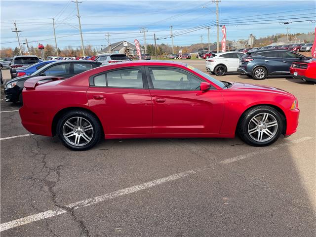 2013 Dodge Charger SXT in Charlottetown - Image 6 of 19 2013 Dodge Charger SXT in Charlottetown - Image 6 of 19