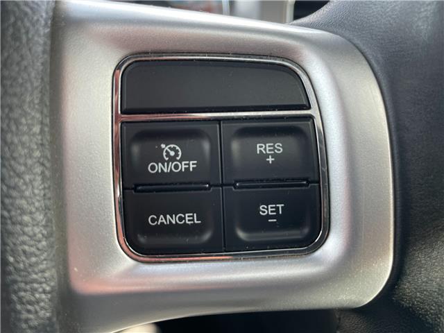 2013 Dodge Charger SXT in Charlottetown - Image 16 of 19 2013 Dodge Charger SXT in Charlottetown - Image 16 of 19