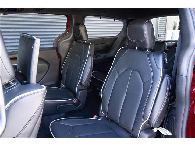 2026 Chrysler Pacifica Limited (Stk: 26052) in London - Image 12 of 29