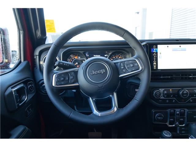 2025 Jeep Wrangler Sahara (Stk: 25551) in London - Image 15 of 24