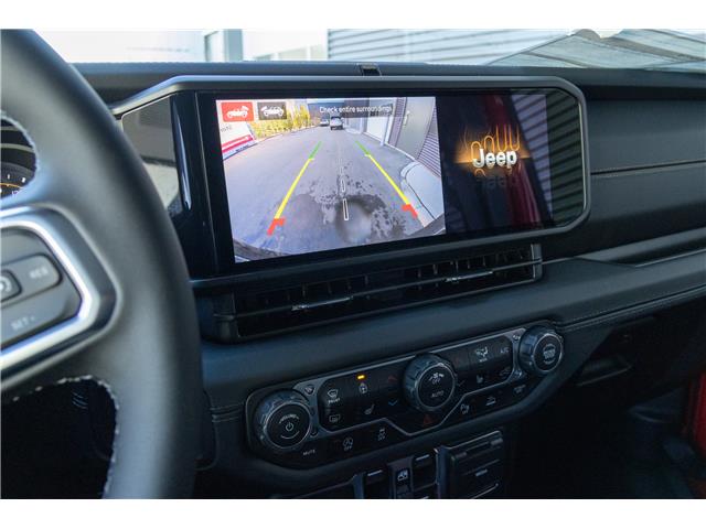 2025 Jeep Wrangler Sahara (Stk: 25551) in London - Image 18 of 24