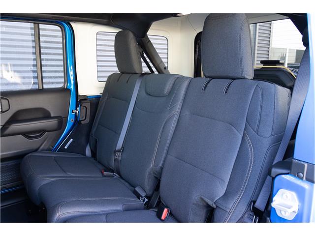 2025 Jeep Wrangler Sahara (Stk: 25552) in London - Image 11 of 22