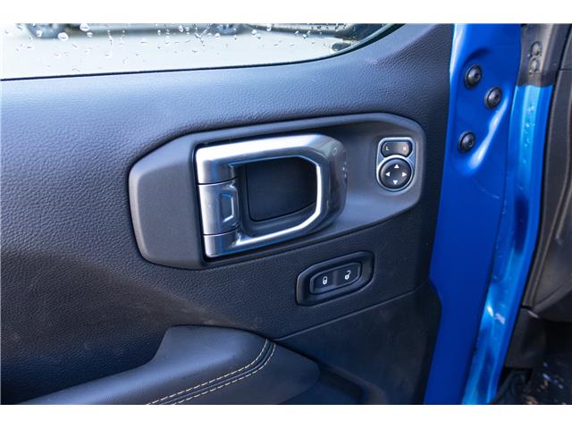 2025 Jeep Wrangler Sahara (Stk: 25552) in London - Image 18 of 22