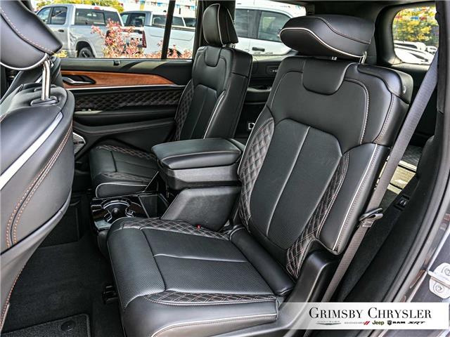 2025 Jeep Grand Cherokee L Summit (Stk: N25014A) in Grimsby - Image 19 of 35