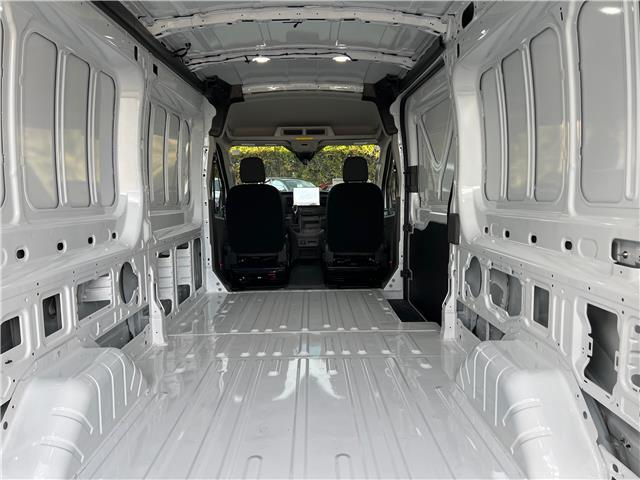 2026 Ford Transit-350 Cargo Base (Stk: 26T929) in CRESTON - Image 8 of 26