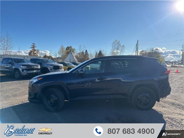 2021 Toyota RAV4 XLE (Stk: 9257) in Thunder Bay - Image 2 of 20