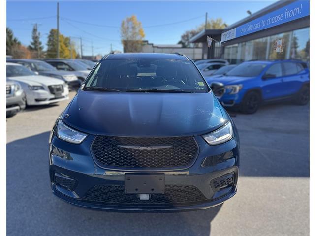 2022 Chrysler Pacifica Touring (Stk: 250998) in North Bay - Image 7 of 20