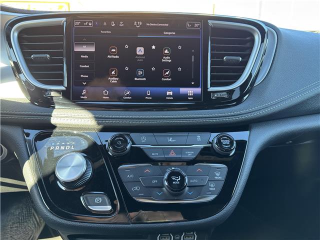 2022 Chrysler Pacifica Touring (Stk: 250998) in North Bay - Image 11 of 20