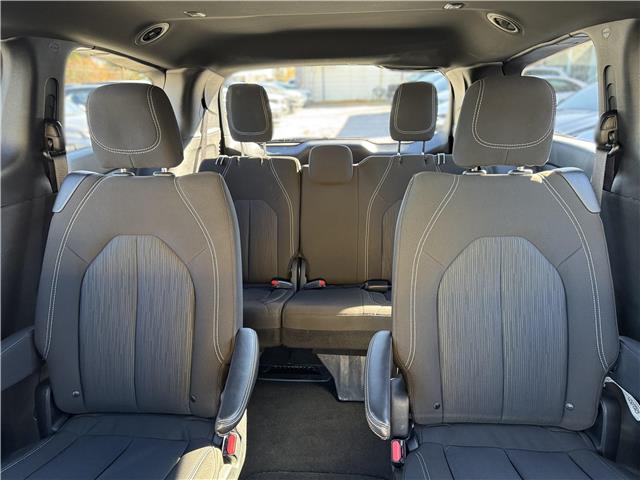 2022 Chrysler Pacifica Touring (Stk: 250998) in North Bay - Image 19 of 20
