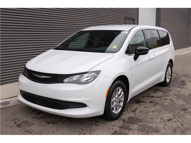 2026 Chrysler Grand Caravan SXT (Stk: 26049) in London - Image 1 of 26