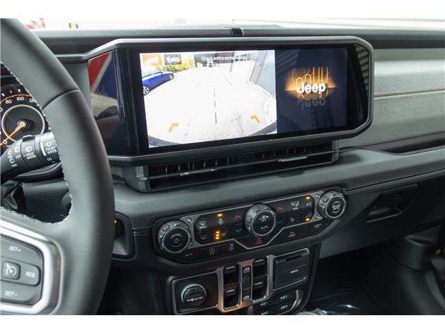 2025 Jeep Wrangler Sahara (Stk: 25554) in London - Image 17 of 23