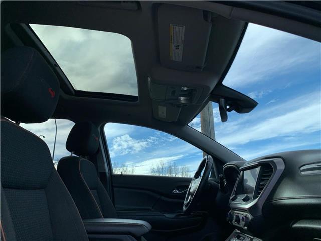 2022 GMC Acadia AT4 (Stk: 351082) in Medicine Hat - Image 16 of 17
