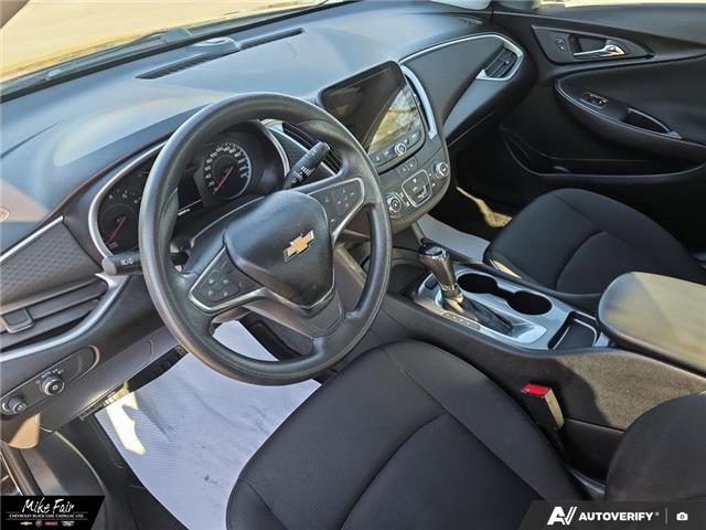 2020 Chevrolet Malibu 1LS (Stk: 25668A) in Perth - Image 13 of 25