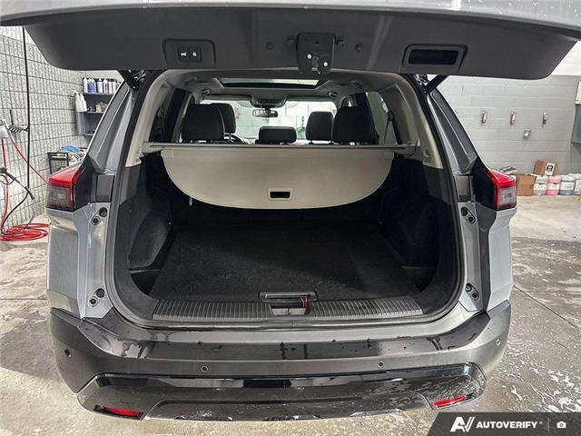 2023 Nissan Rogue SV Midnight Edition (Stk: 164131) in London - Image 13 of 26