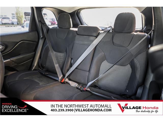 2019 Jeep Cherokee North (Stk: SR0344A) in Calgary - Image 37 of 38