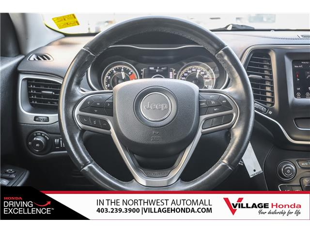 2019 Jeep Cherokee North (Stk: SR0344A) in Calgary - Image 19 of 38