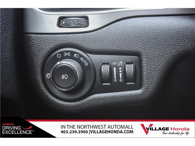 2019 Jeep Cherokee North (Stk: SR0344A) in Calgary - Image 23 of 38