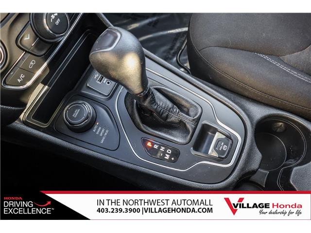 2019 Jeep Cherokee North (Stk: SR0344A) in Calgary - Image 24 of 38