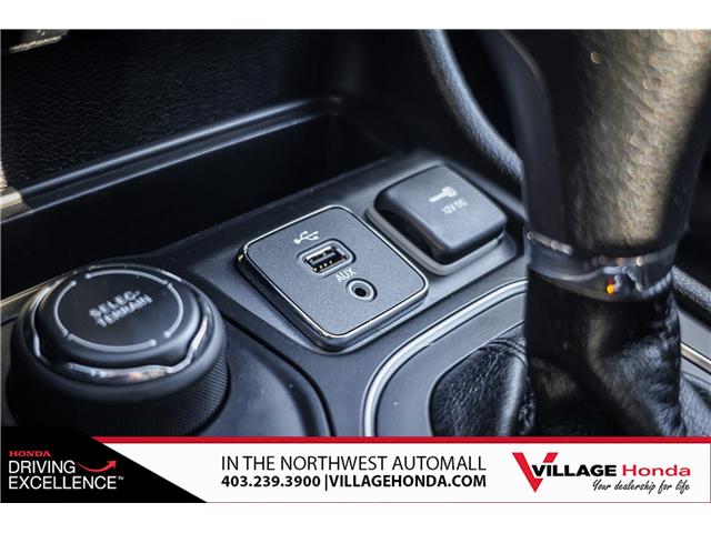 2019 Jeep Cherokee North (Stk: SR0344A) in Calgary - Image 25 of 38