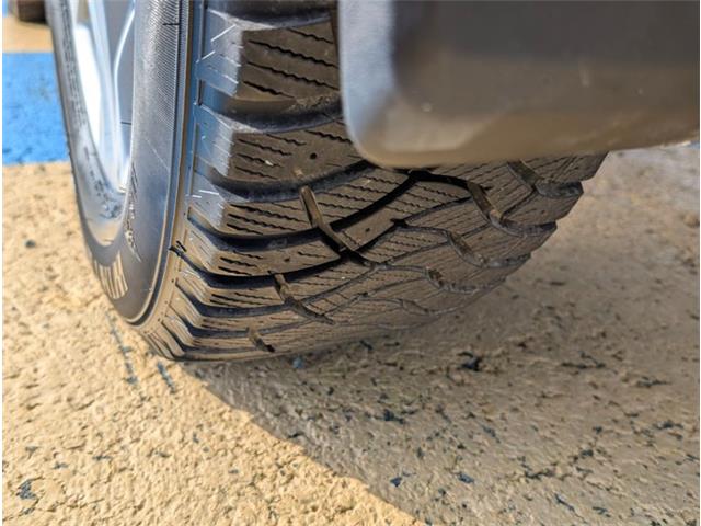 2021 Toyota RAV4 XLE (Stk: LP6420) in Mount Pearl - Image 8 of 19