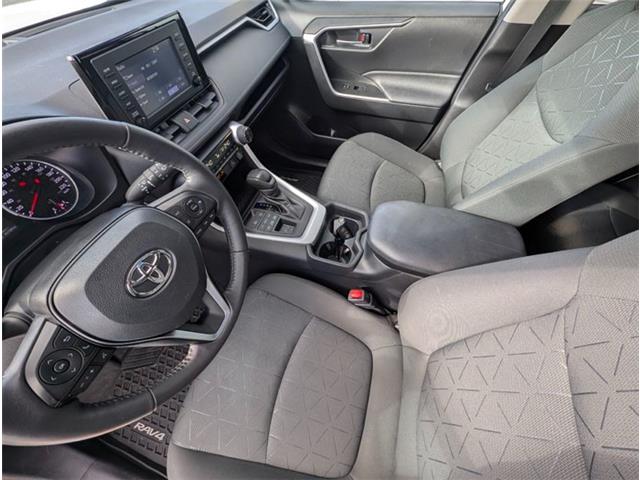 2021 Toyota RAV4 XLE (Stk: LP6420) in Mount Pearl - Image 11 of 19