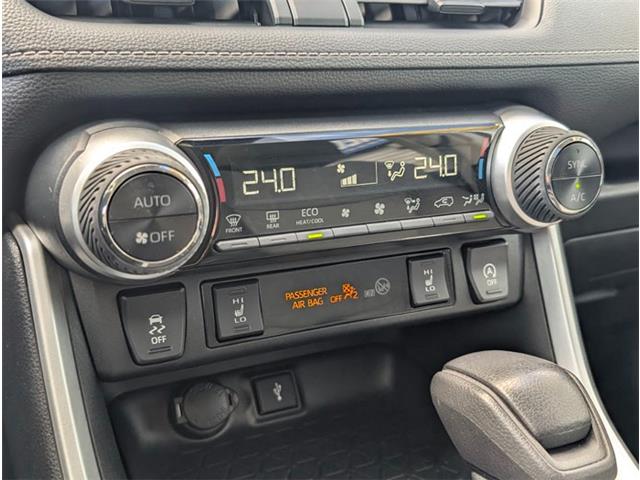 2021 Toyota RAV4 XLE (Stk: LP6420) in Mount Pearl - Image 14 of 19