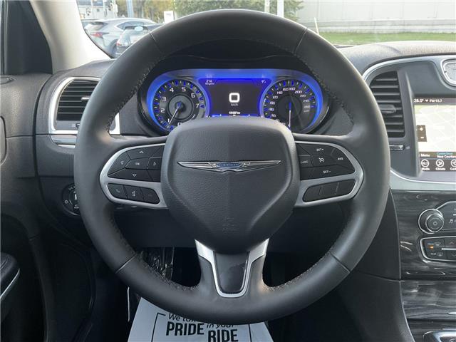 2022 Chrysler 300 Touring L (Stk: 4693) in KITCHENER - Image 15 of 26