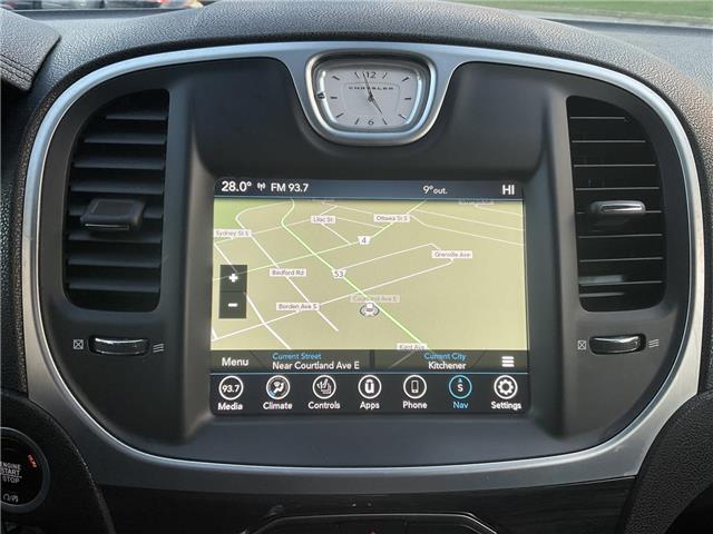 2022 Chrysler 300 Touring L (Stk: 4693) in KITCHENER - Image 21 of 26