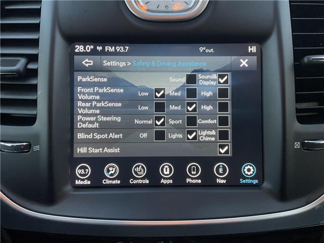 2022 Chrysler 300 Touring L (Stk: 4693) in KITCHENER - Image 23 of 26