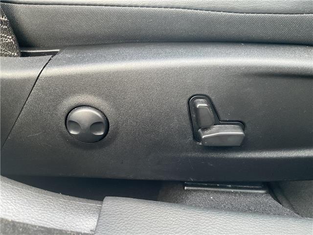 2022 Chrysler 300 Touring L (Stk: 4693) in KITCHENER - Image 25 of 26