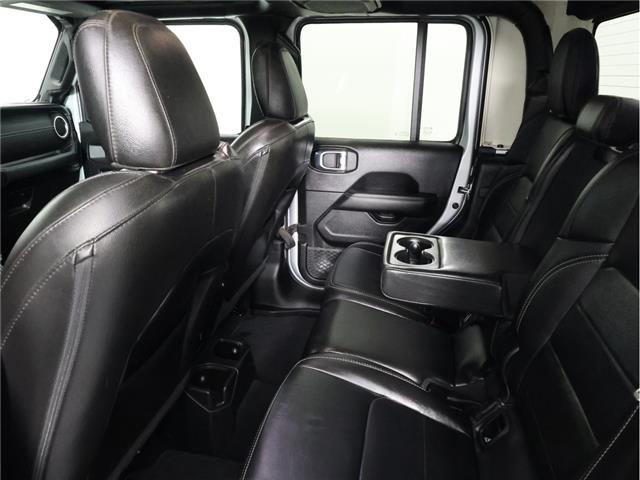 2023 Jeep Gladiator Overland (Stk: 25J156A) in Calgary - Image 11 of 21