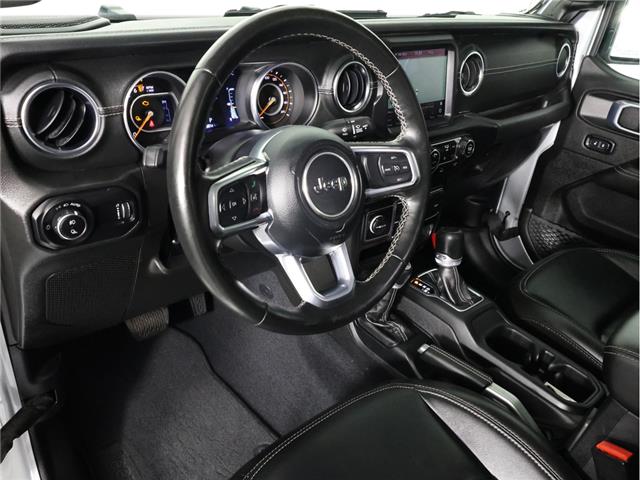 2023 Jeep Gladiator Overland (Stk: 25J156A) in Calgary - Image 16 of 21