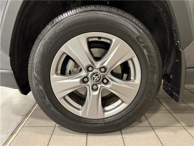 2022 Toyota RAV4 XLE (Stk: 14U6971) in Markham - Image 11 of 30