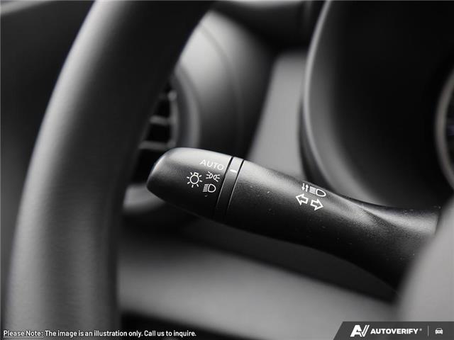 2025 Nissan Kicks Play S (Stk: 34867) in London - Image 24 of 25