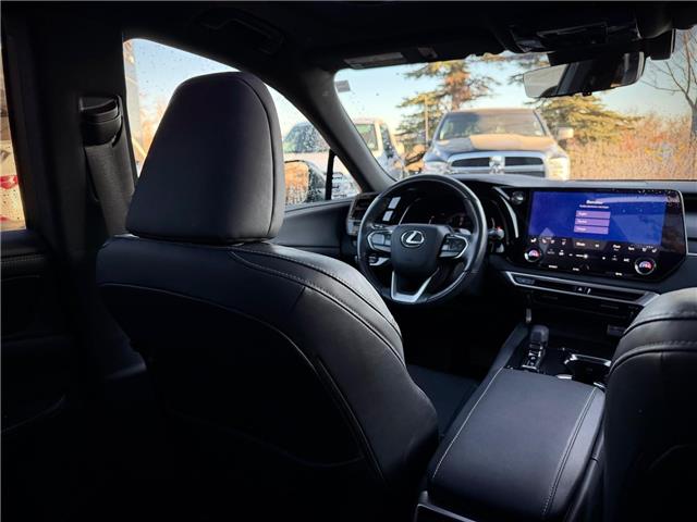 2024 Lexus RX 350h Base (Stk: 260061A) in Calgary - Image 17 of 19