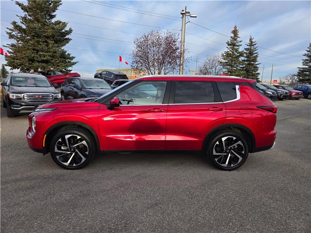 2024 Mitsubishi Outlander Plug-In Hybrid LE (Stk: 8909) in Calgary - Image 4 of 26