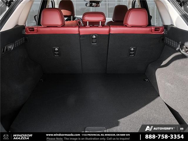 2025 Mazda CX-5 Kuro (Stk: C539401) in Windsor - Image 7 of 24