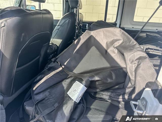2021 Jeep Wrangler Unlimited Sahara (Stk: TT7175) in Sarnia - Image 23 of 25