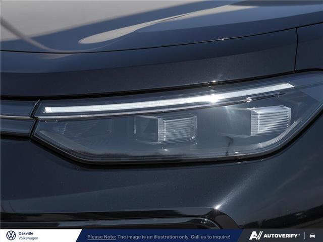 2026 Volkswagen Tiguan Comfortline R-Line Black Edition (Stk: 173668) in Oakville - Image 9 of 24