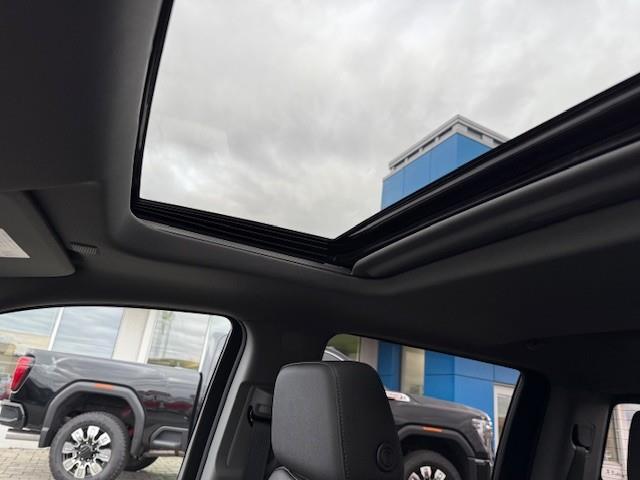 2026 GMC Sierra 1500 SLT (Stk: 26121) in Temiskaming Shores - Image 10 of 13