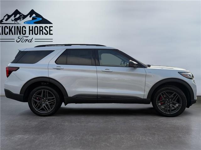 2026 Ford Explorer ST-Line (Stk: 15232) in Golden - Image 4 of 17