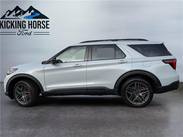 2026 Ford Explorer ST-Line (Stk: 15232) in Golden - Image 8 of 17