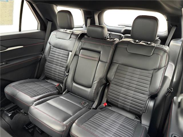 2026 Ford Explorer ST-Line (Stk: 15232) in Golden - Image 14 of 17