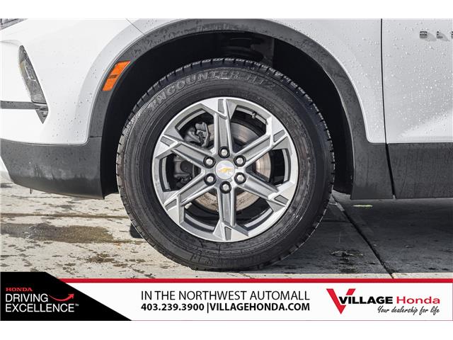 2023 Chevrolet Blazer LT (Stk: BF8968) in Calgary - Image 7 of 39