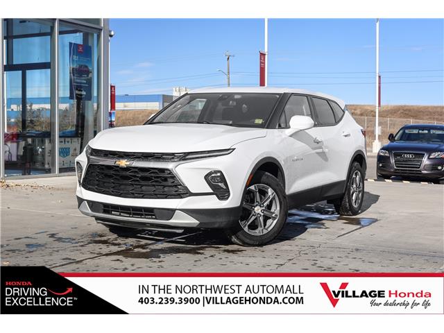 2023 Chevrolet Blazer LT (Stk: BF8968) in Calgary - Image 1 of 39