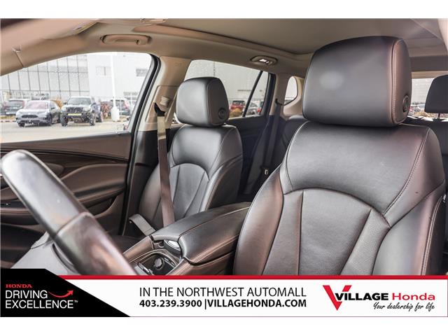 2020 Buick Envision Premium I (Stk: RQ1308B) in Calgary - Image 17 of 38